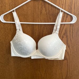 34C lace push up bra